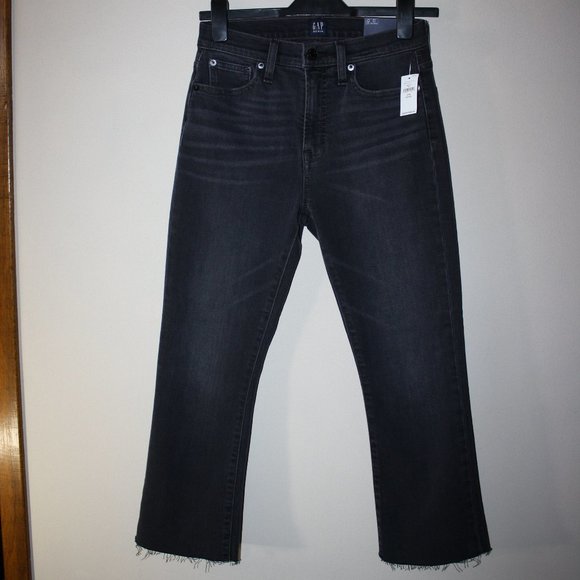 NWT Gap High Rise Crop Boot Ankle Flare Jean - Picture 2 of 9
